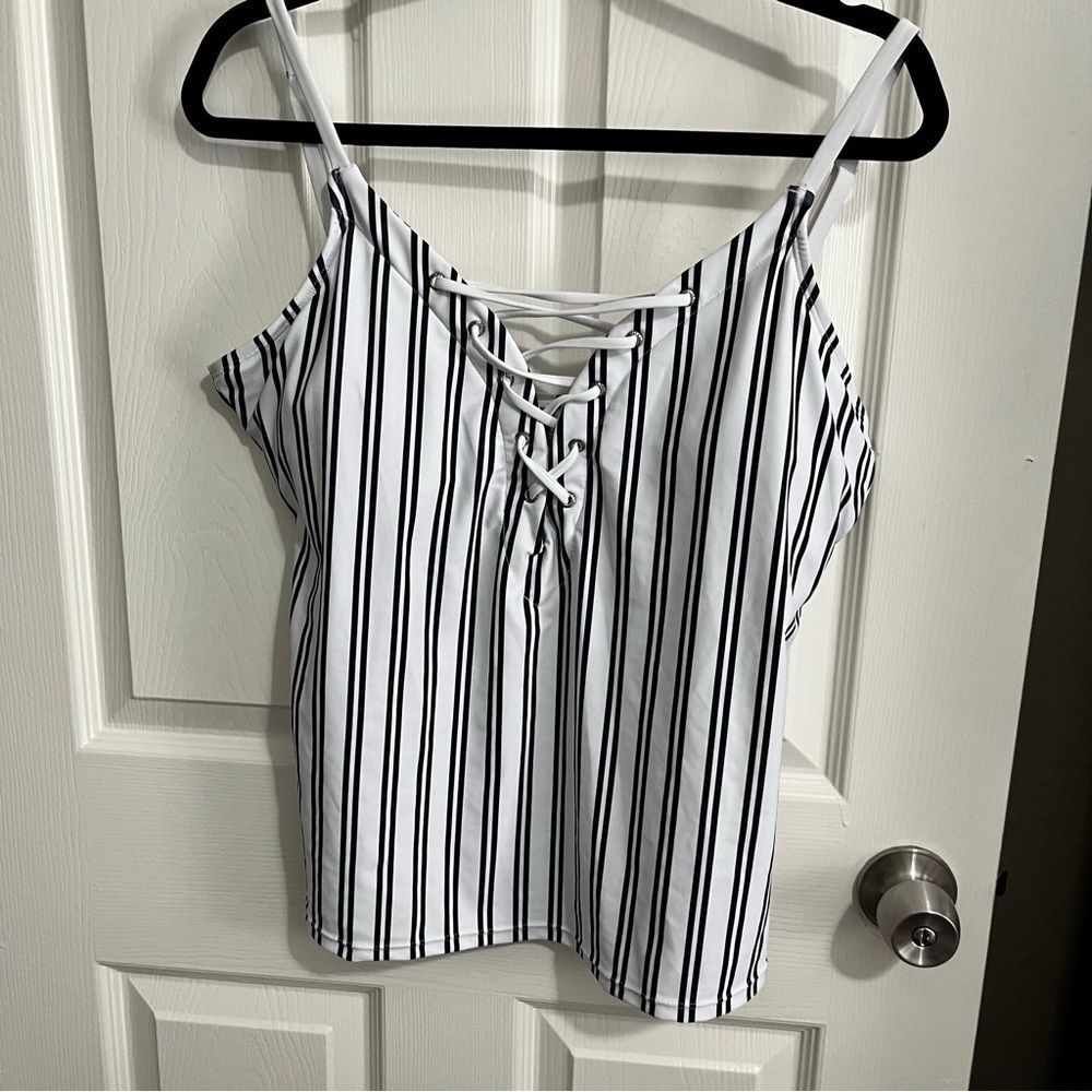 Nautica Stripe Swim top Xl
